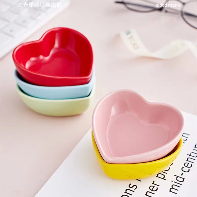  Hamster Feeding Bowl Colorful Heart Shape Ceramic Plate